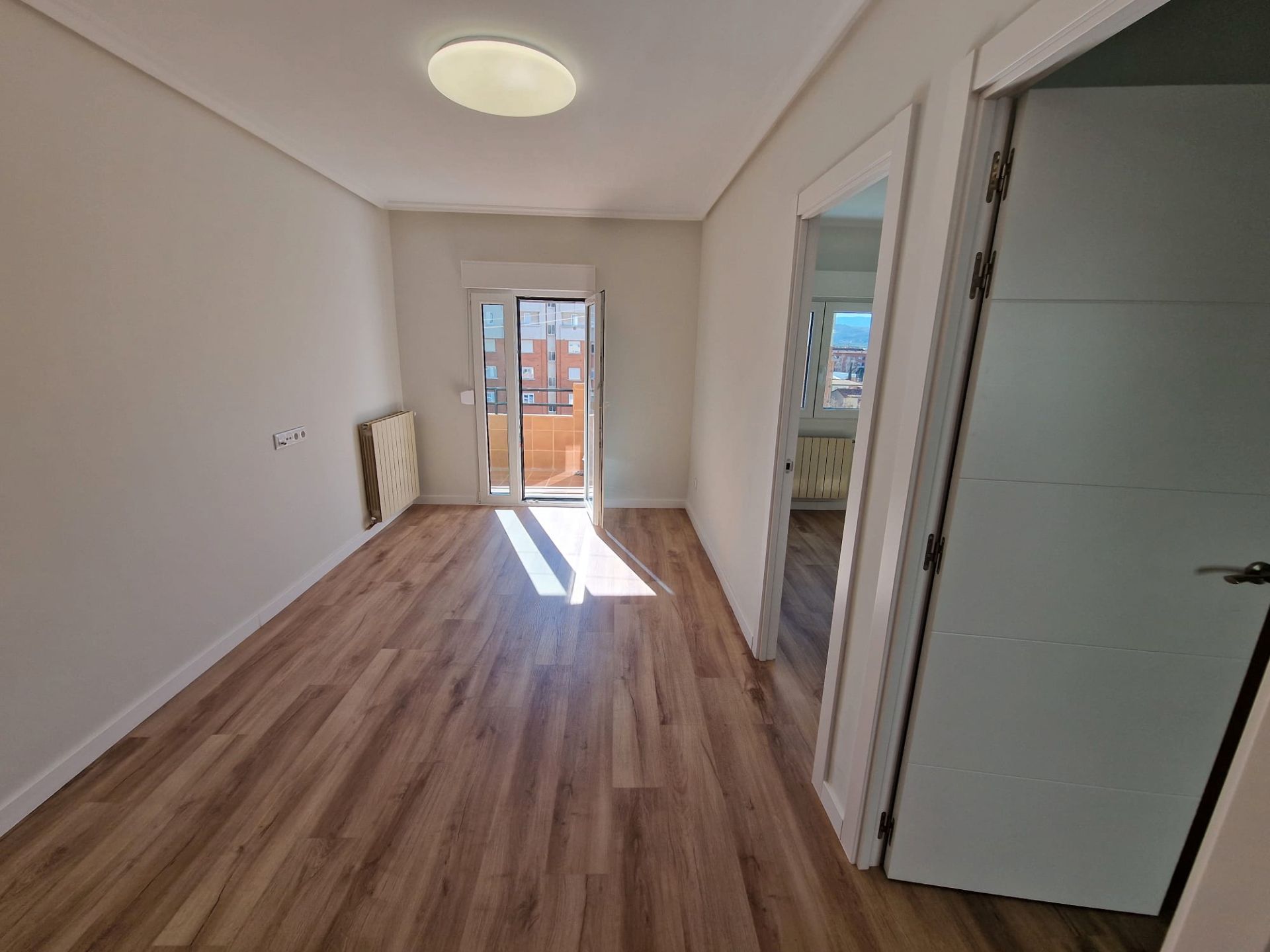 Bedroom of Flat for rent in  Logroño  with Heating, Terrace and Balcony