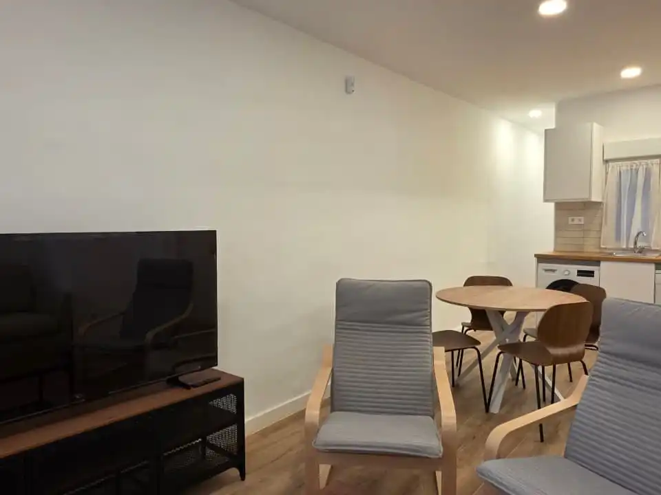 Piso de alquiler en Madrid con Calefacción, Amueblado y Horno