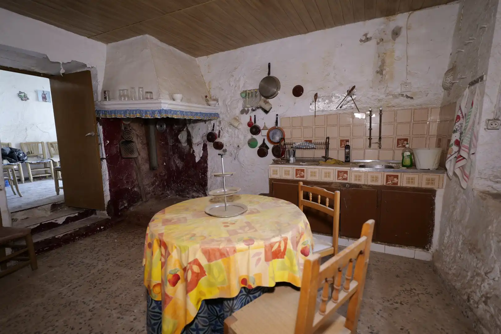 Cocina de Casa adosada en venta en Turón con Jardín privado