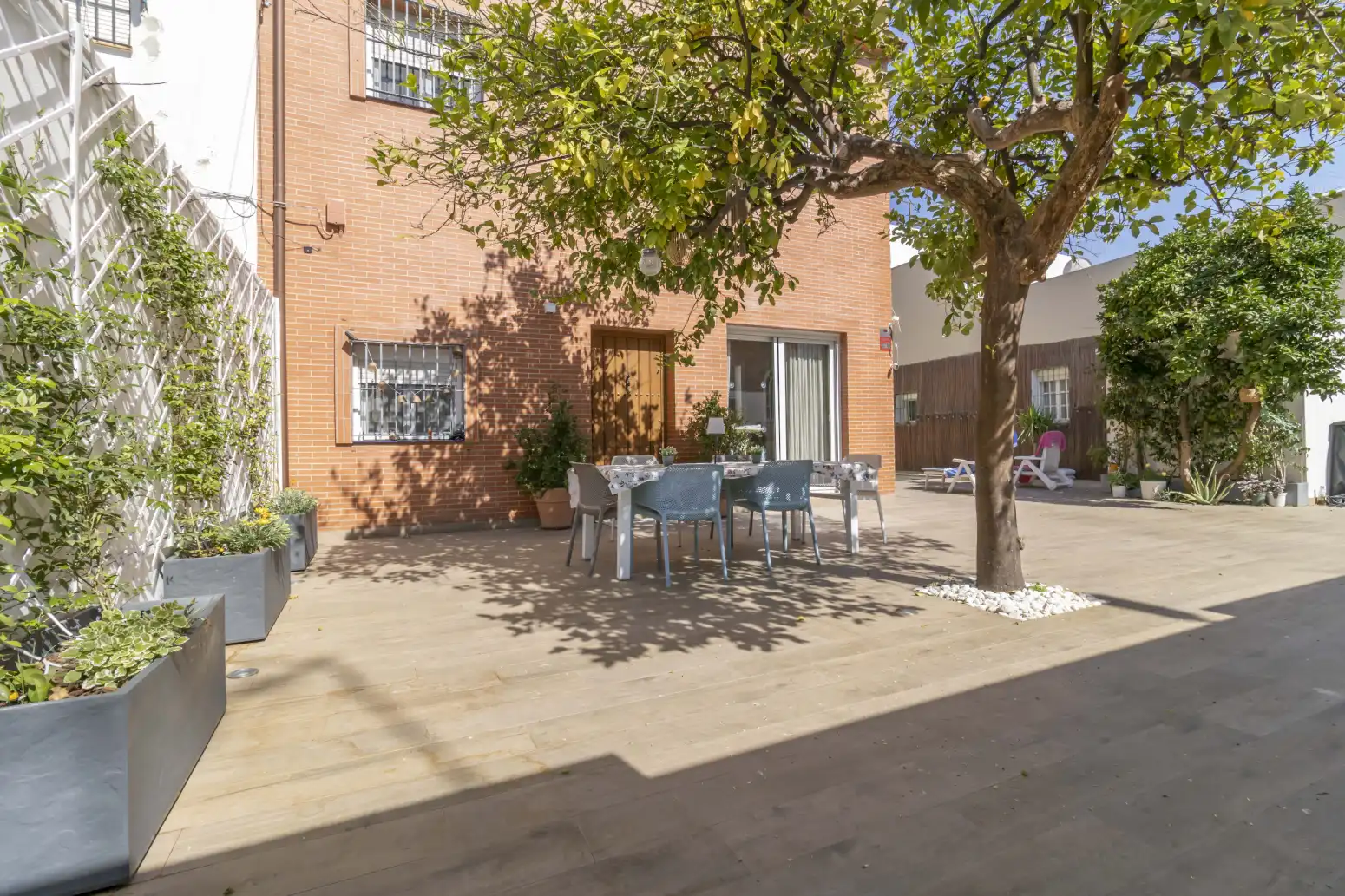 Terraza de Casa adosada en venta en Sevilla con Aire acondicionado, Trastero y Piscina