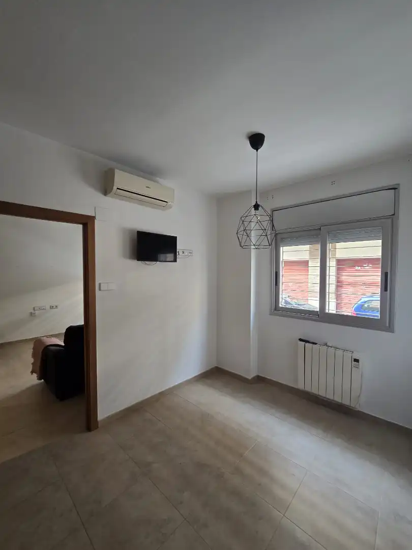 Flat for sale in Terrassa  with Air Conditioner, Heating and Oven