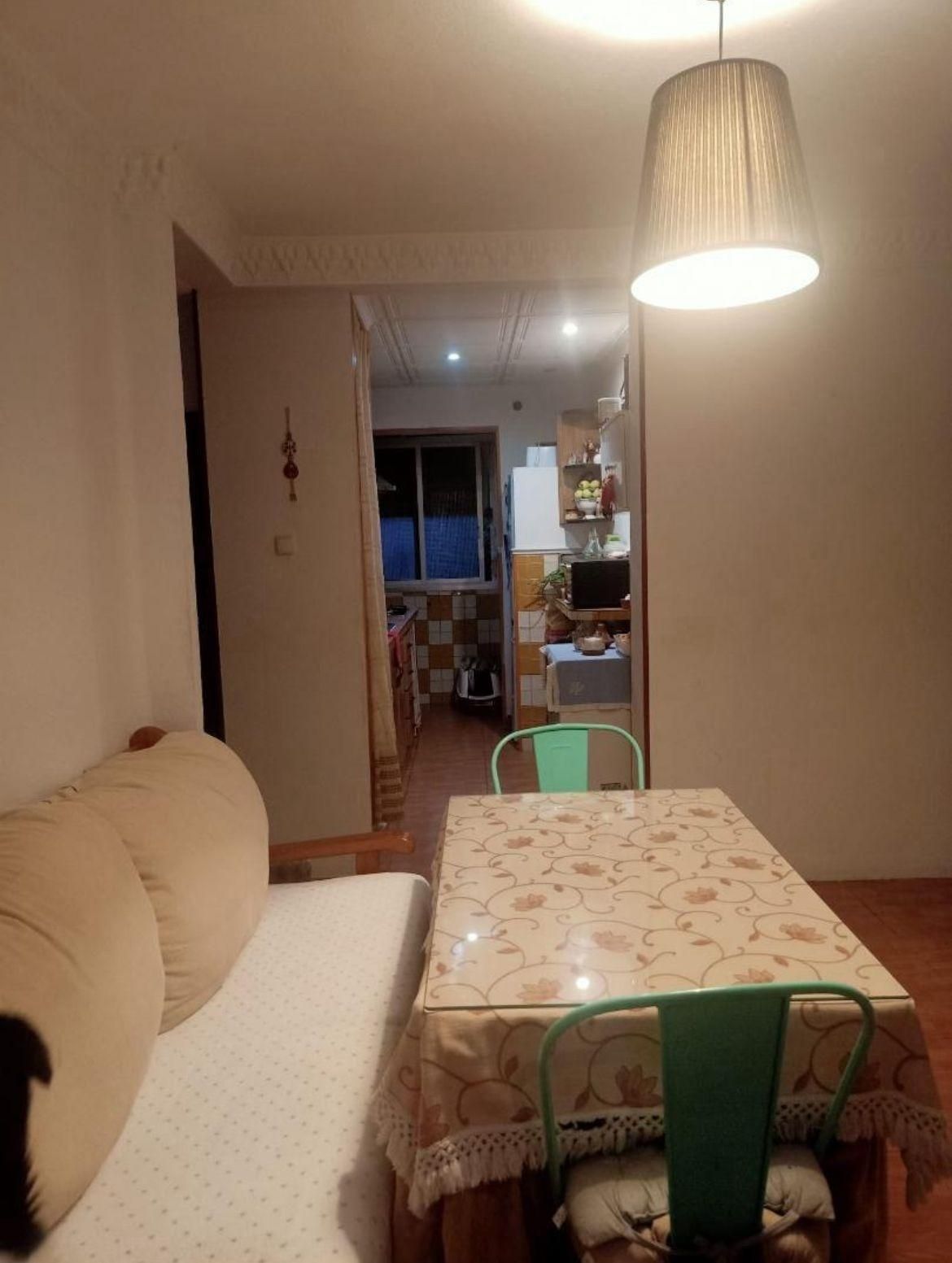 Cocina de Piso en venta en  Sevilla Capital con Parquet, Amueblado y Balcón