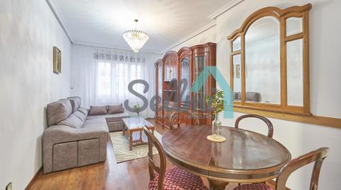 Foto 2 de Piso de alquiler en De Santander, Salesas - Foncalada - Campoamor, Oviedo