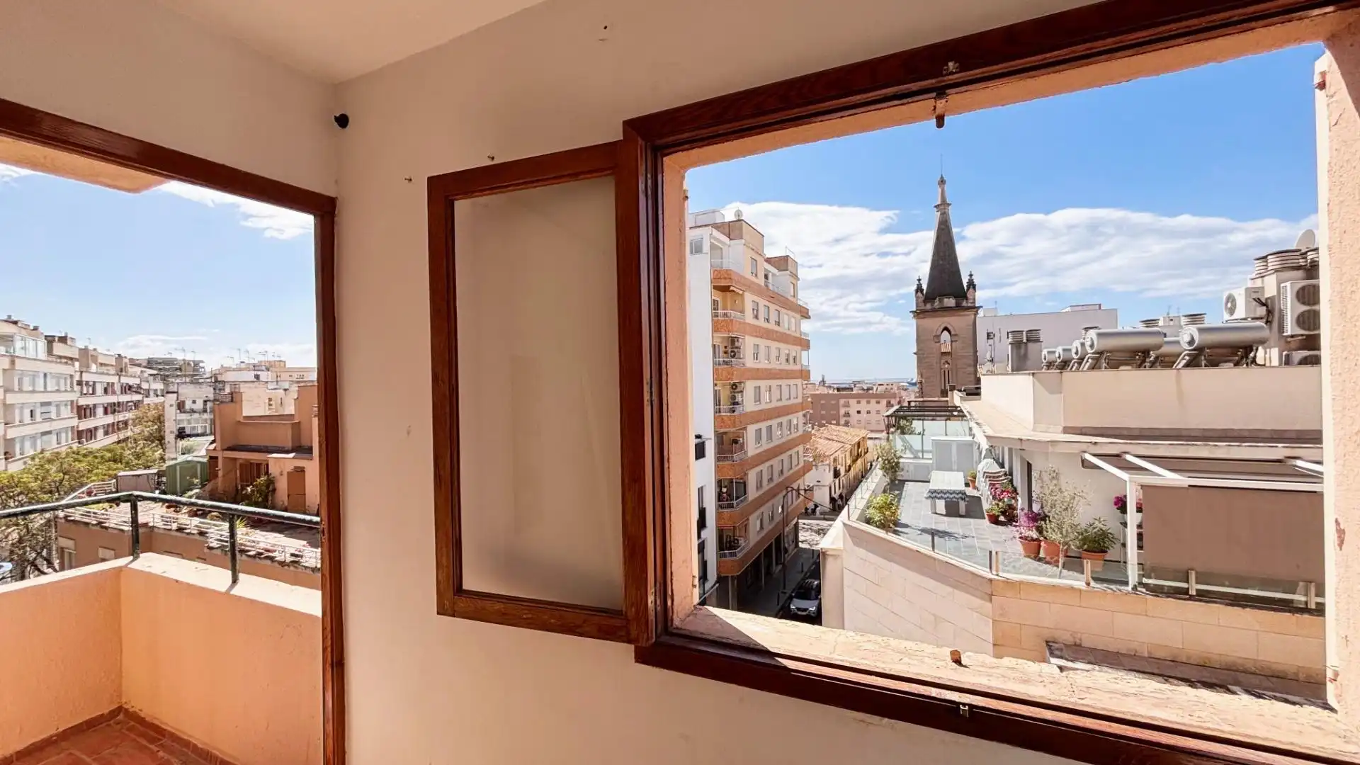 Piso con terraza en venta en Calle COLUBI, imagen 20