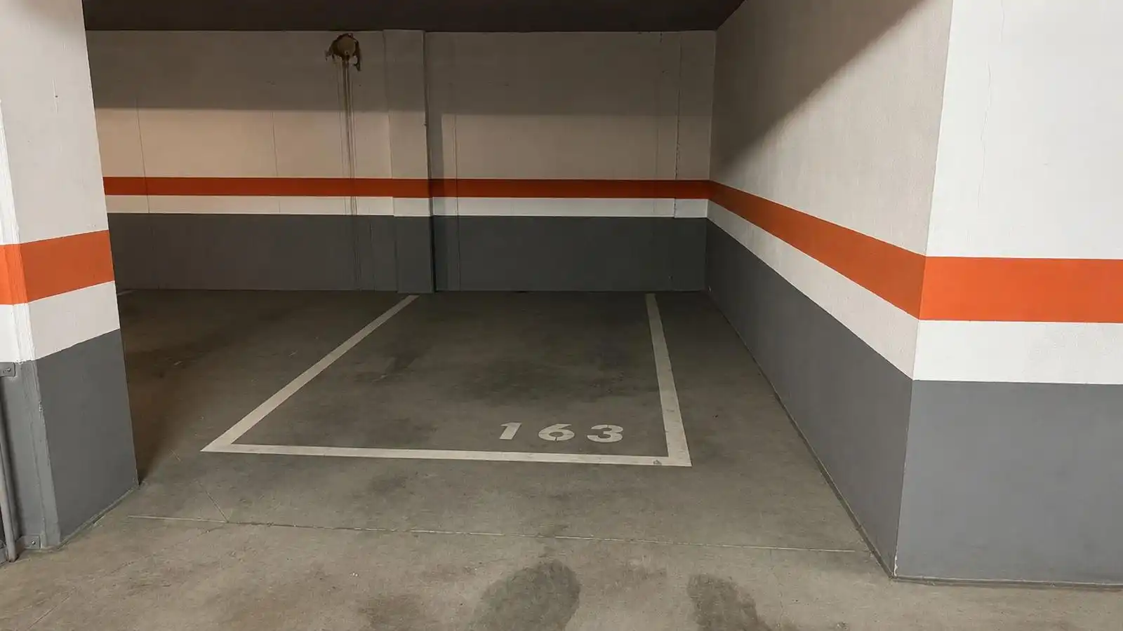 Parking of Flat for sale in Tres Cantos  with Heating, Parquet flooring and Terrace