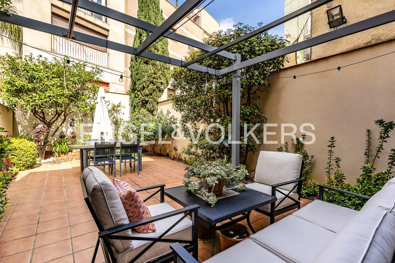 Terrassa de Casa o xalet en venda en Barcelona amb Aire condicionat, Calefacció i Terrassa