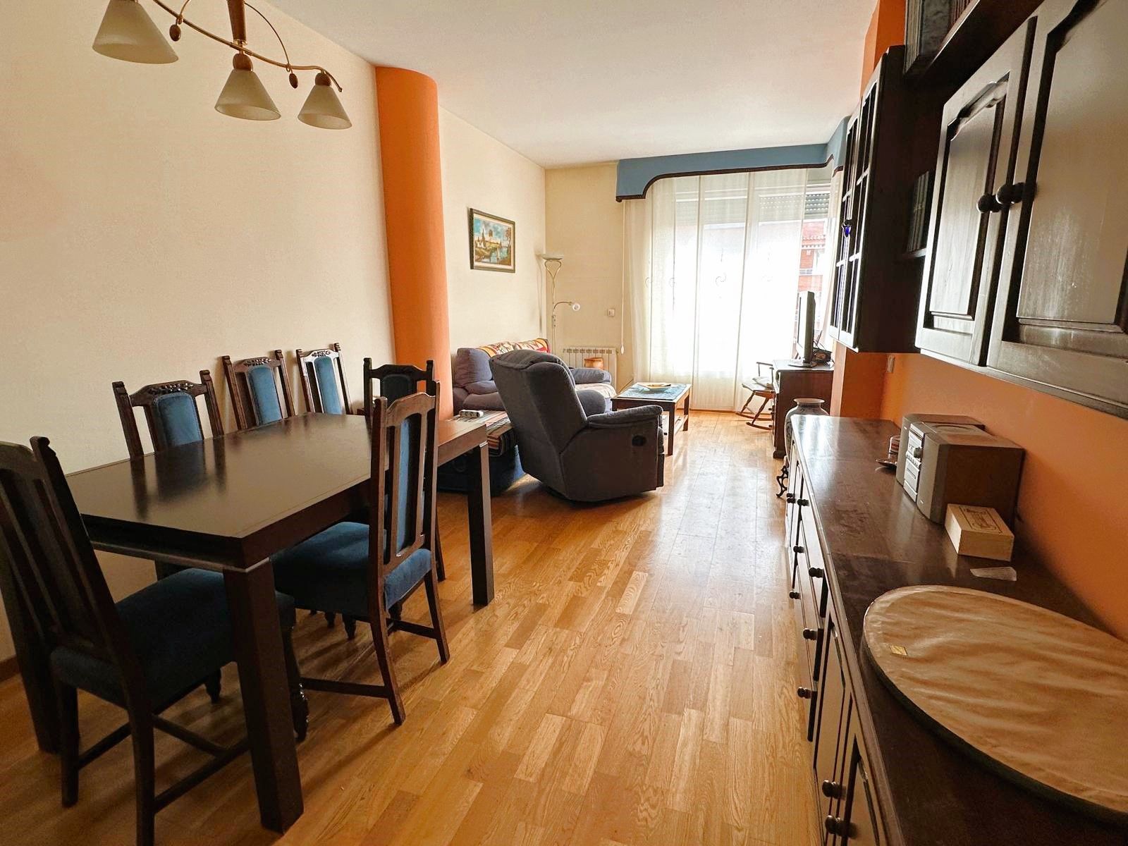 Living room of Flat for sale in L'Hospitalet de Llobregat  with Heating