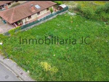 Terrenos y solares en venta en Bárcena de Cicero
