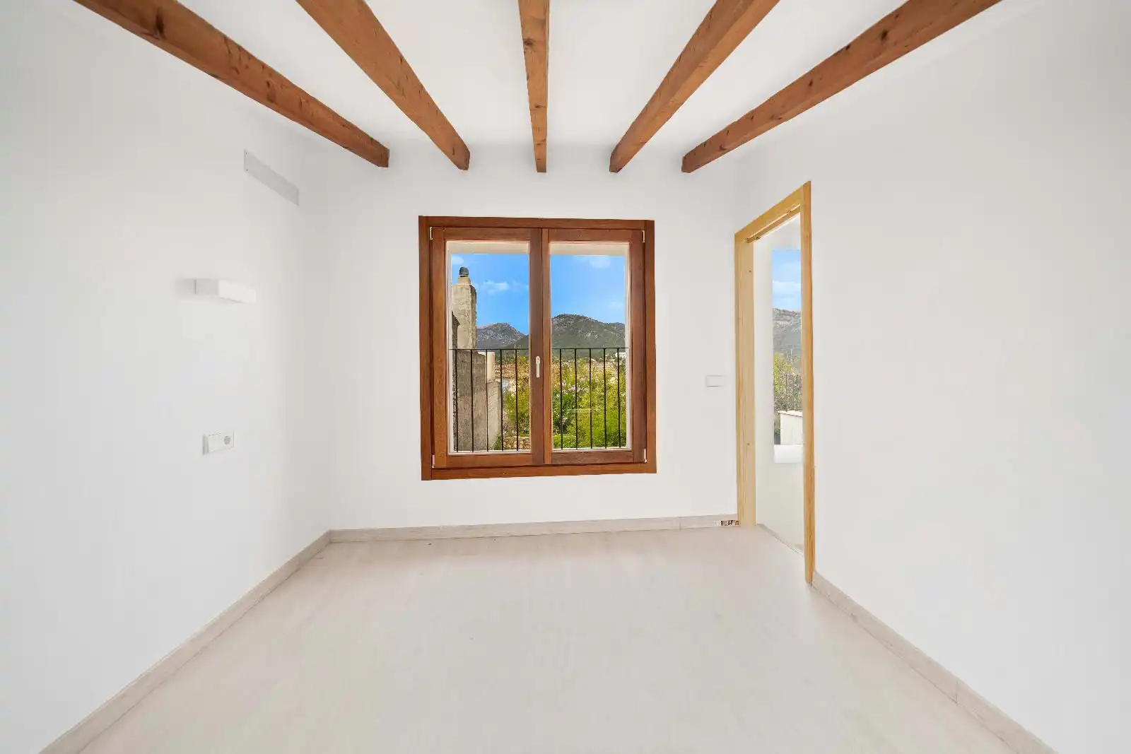 Habitación de Casa adosada en venta en Campanet con Calefacción, Jardín privado y Terraza