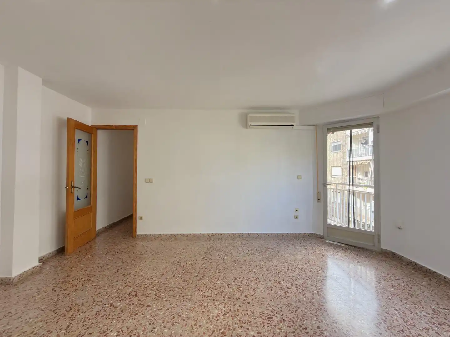 Flat with lift for sale in POETA LLORENTE, imagen 27
