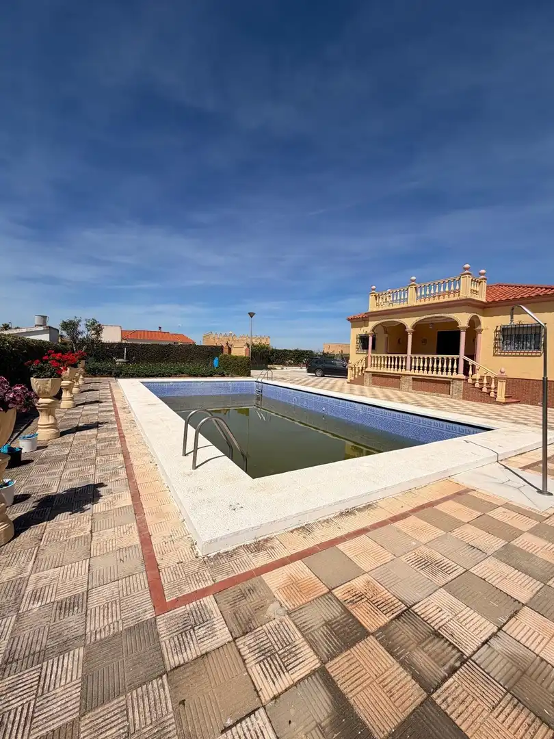 Piscina de Casa o chalet en venta en Paradas