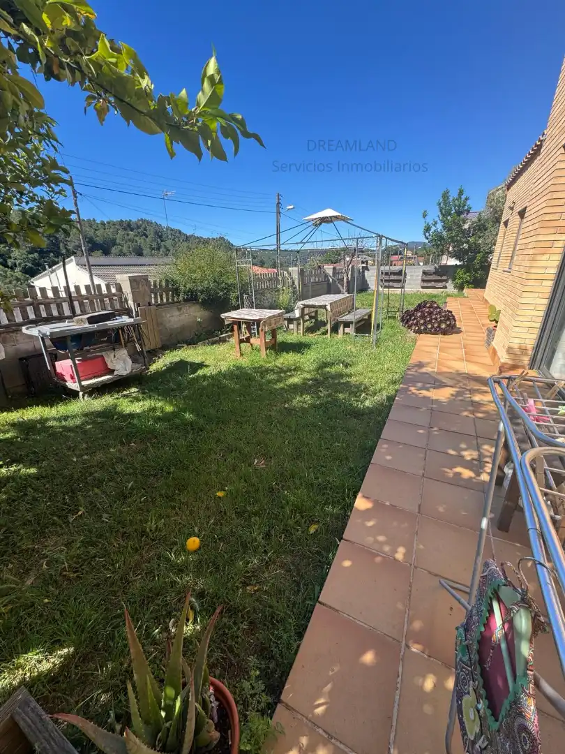 Garden of Houses for sale in Piera  with Air Conditioner and Heating