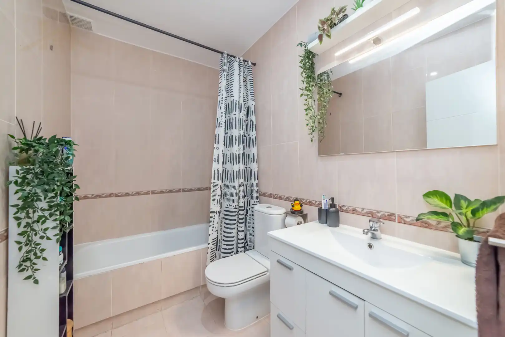 Piso con piscina en venta en Calle de Ibiza, imagen 16