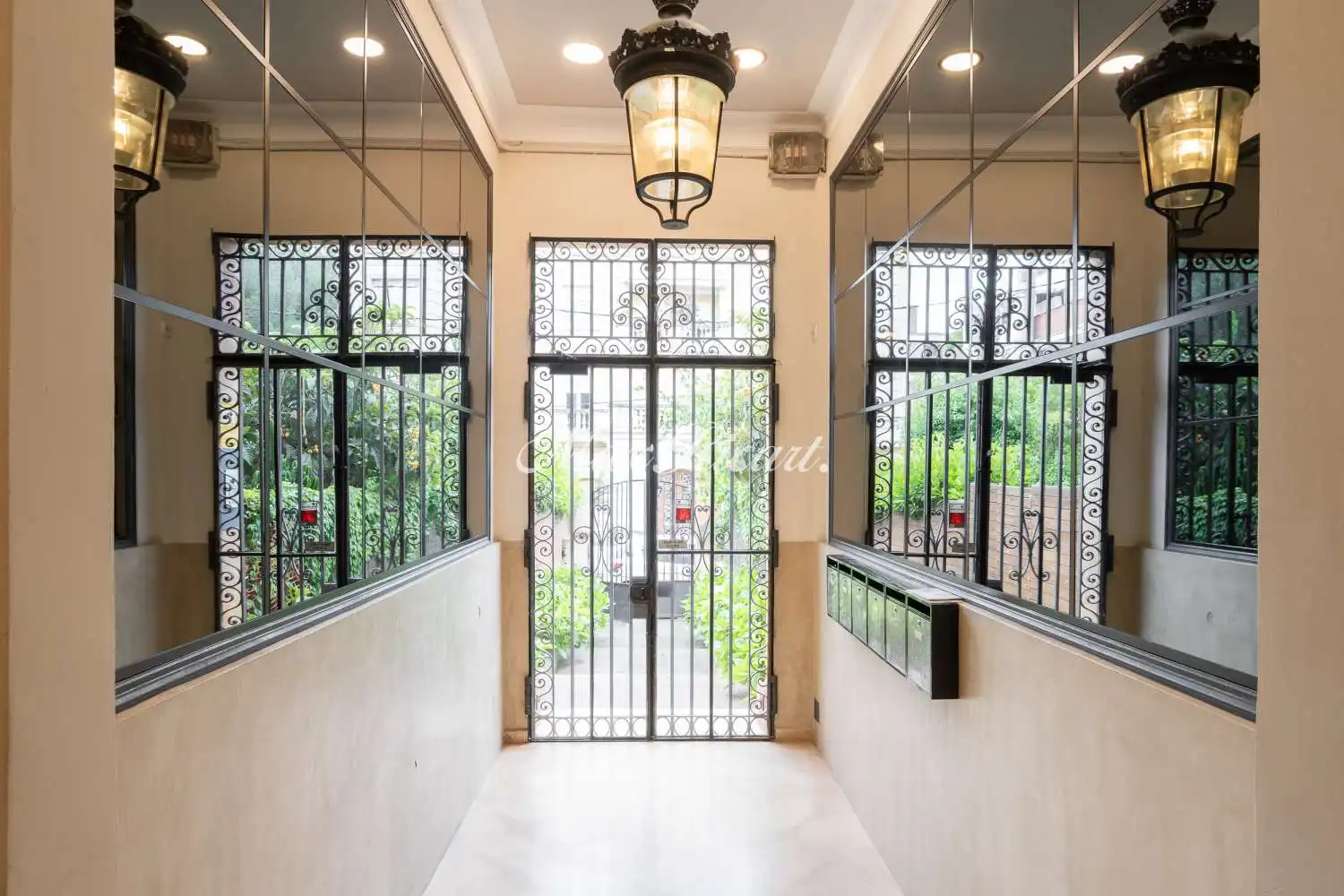 Flat for rent in Barcelona  with Air Conditioner, Heating and Swimming Pool