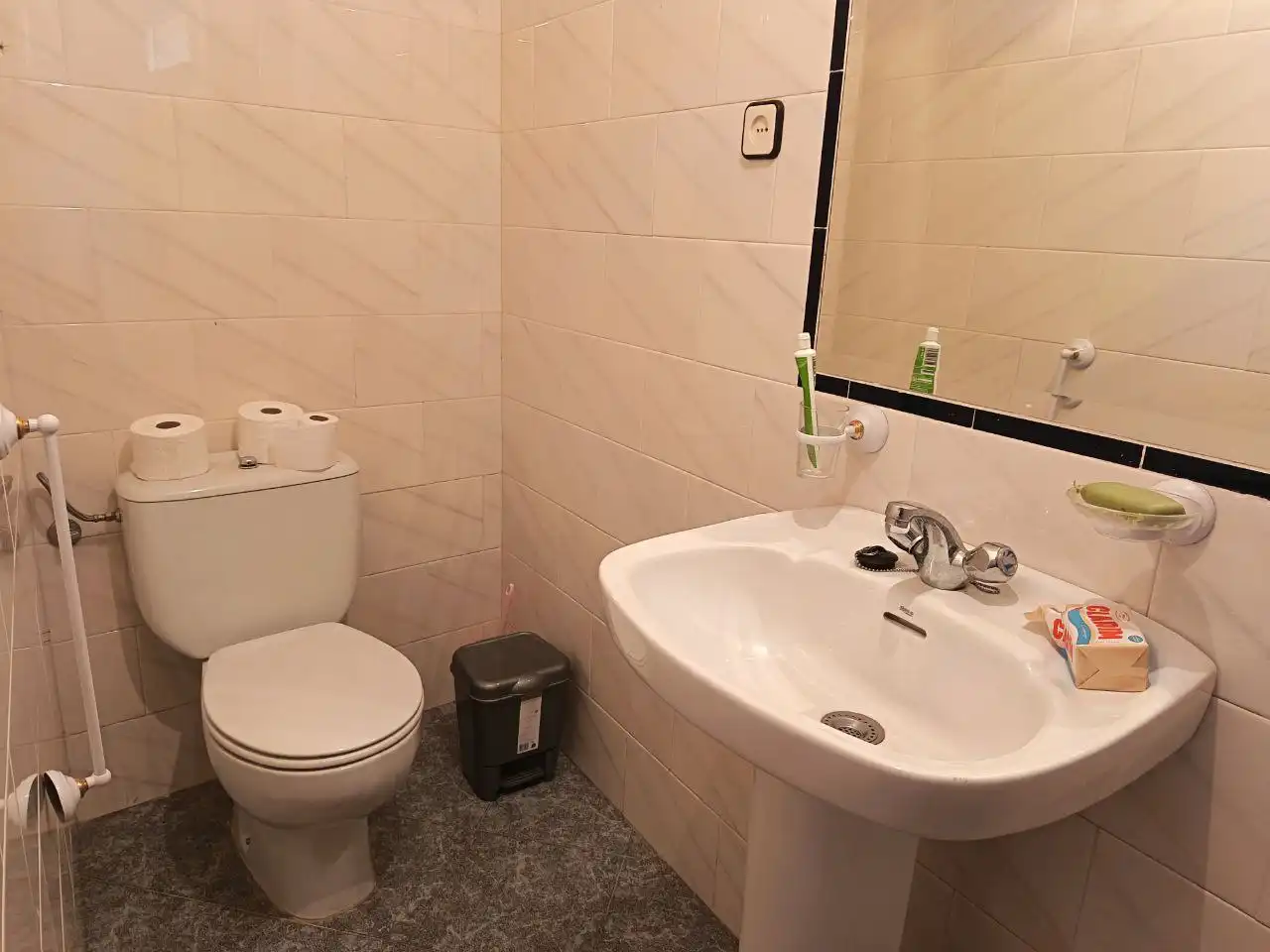 Bathroom of Detached homes for sale in San Bartolomé de Corneja  with Furnished