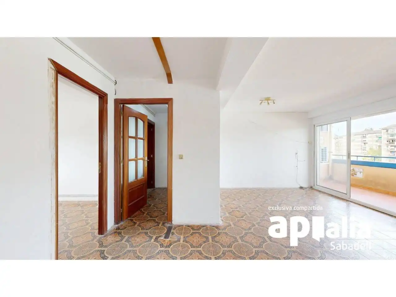 Piso con terraza en venta en Avenida Costa Brava 16, imagen 3