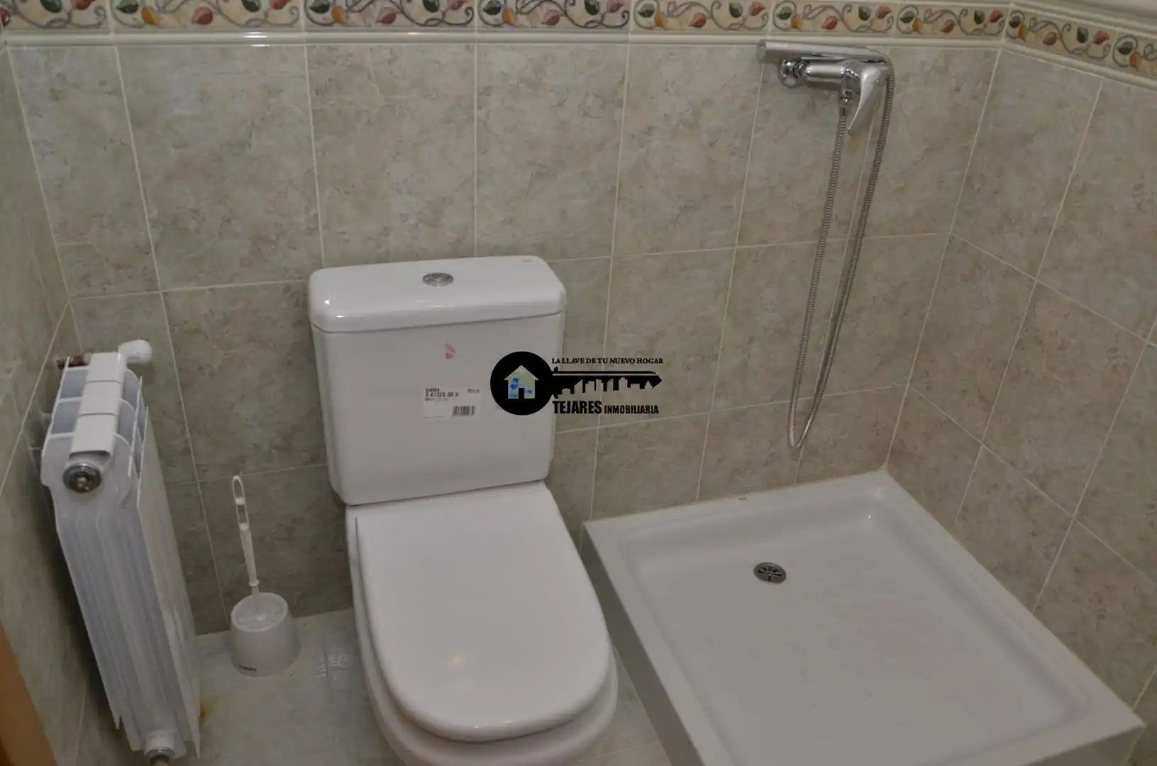 Badezimmer von Einfamilien-Reihenhaus zum Verkauf in Chinchilla de Monte-Aragón mit Heizung, Privatgarten und Abstellraum