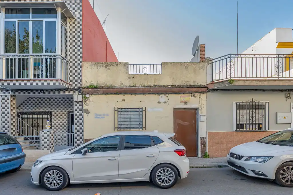 Vista exterior de Casa o chalet en venta en Camas con Terraza