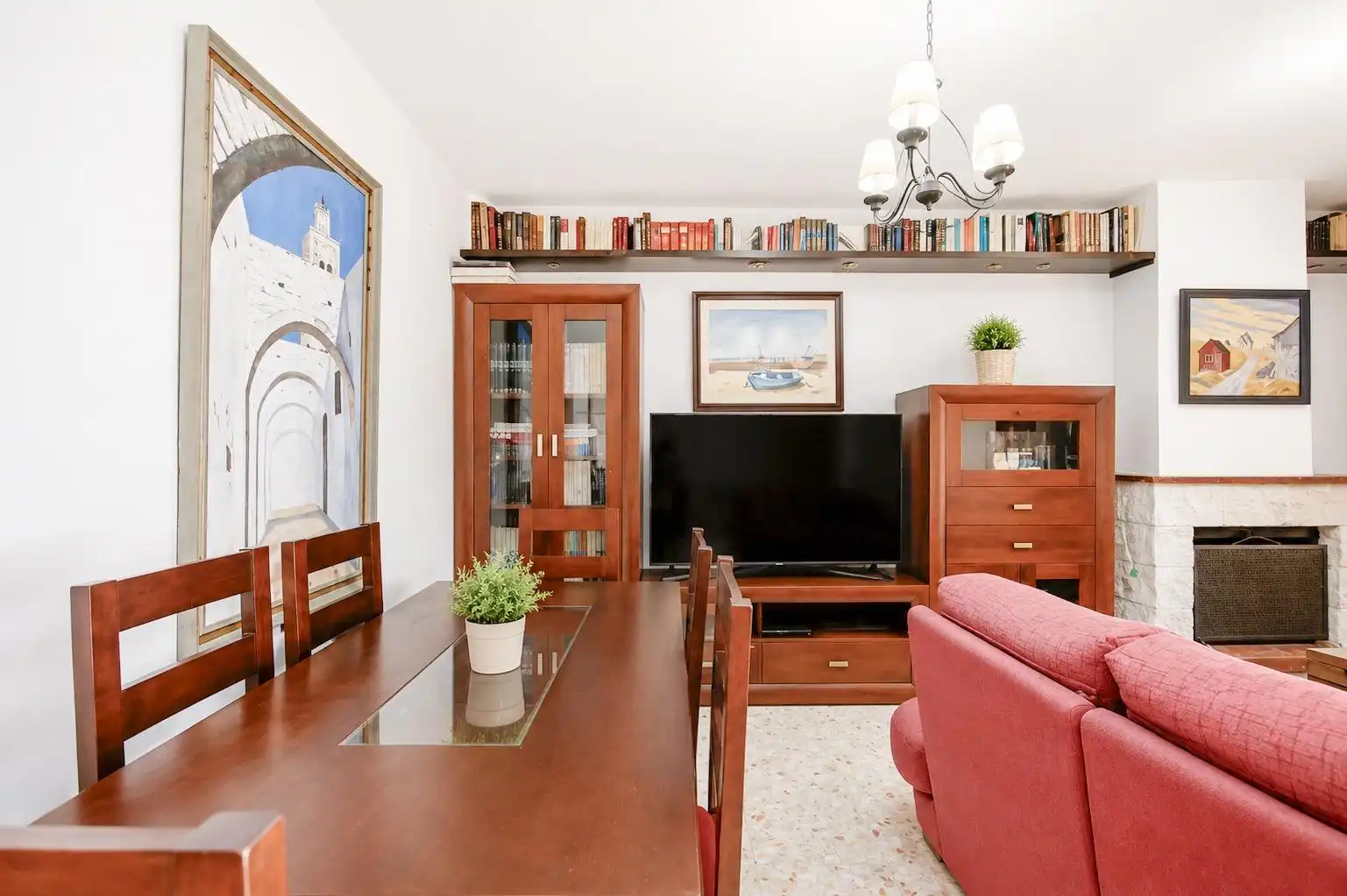 Sala d'estar de Casa o xalet en venda en Chiclana de la Frontera amb Jardí privat, Terrassa i Traster