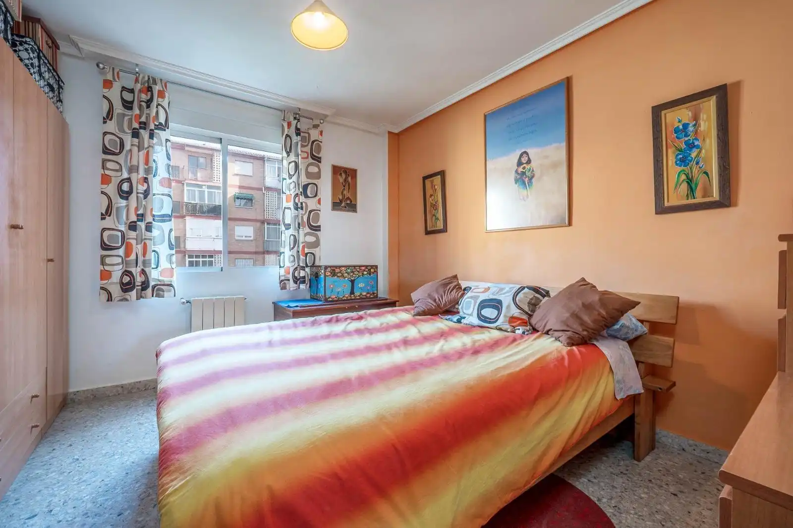 Bedroom of Flat for sale in Granada  with Air Conditioner, Heating and Terrace