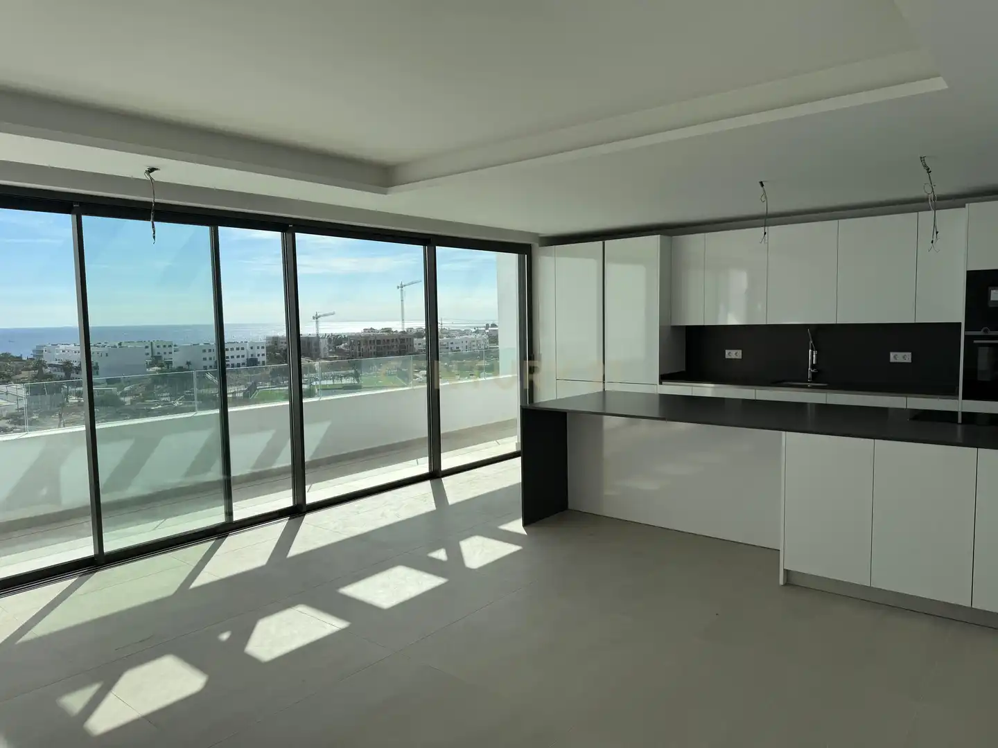 Apartament amb terrassa en venda a Urbanizacion Sup, 1H, 29693, Málaga, Spain, imagen 2