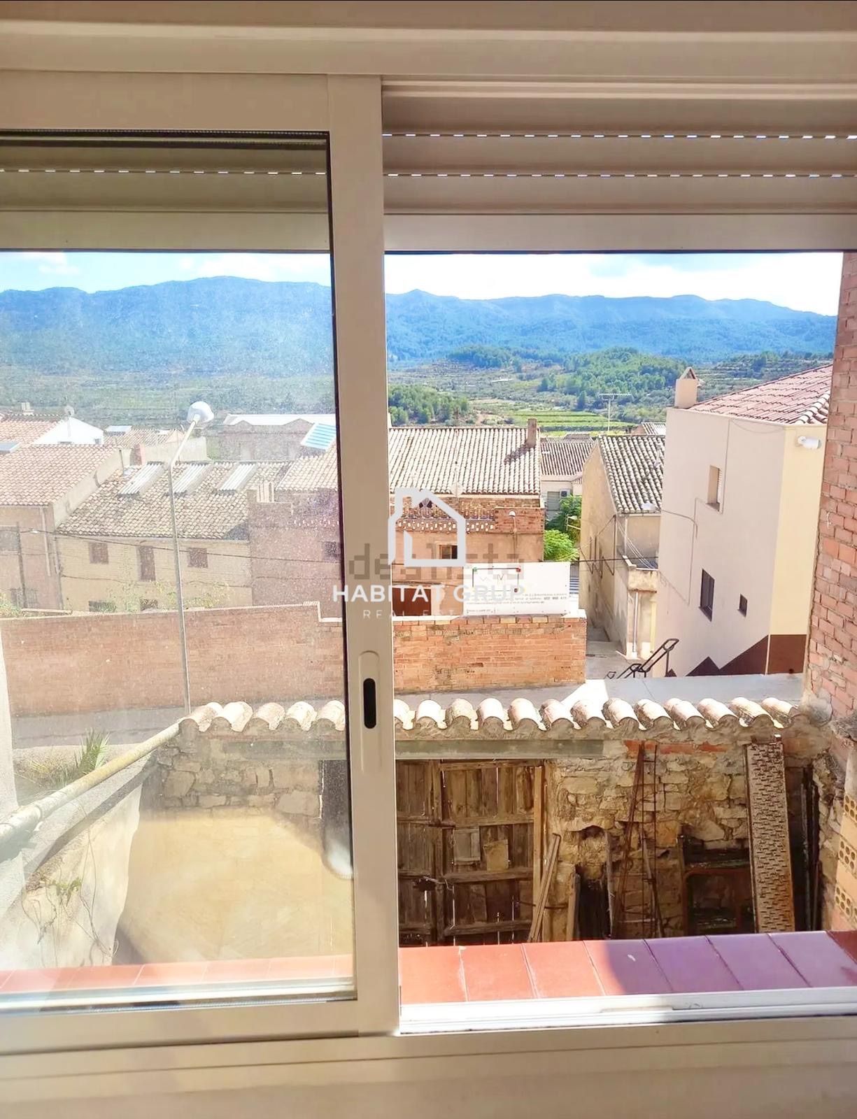 Exterior view of House or chalet for sale in Corbera d'Ebre  with Terrace