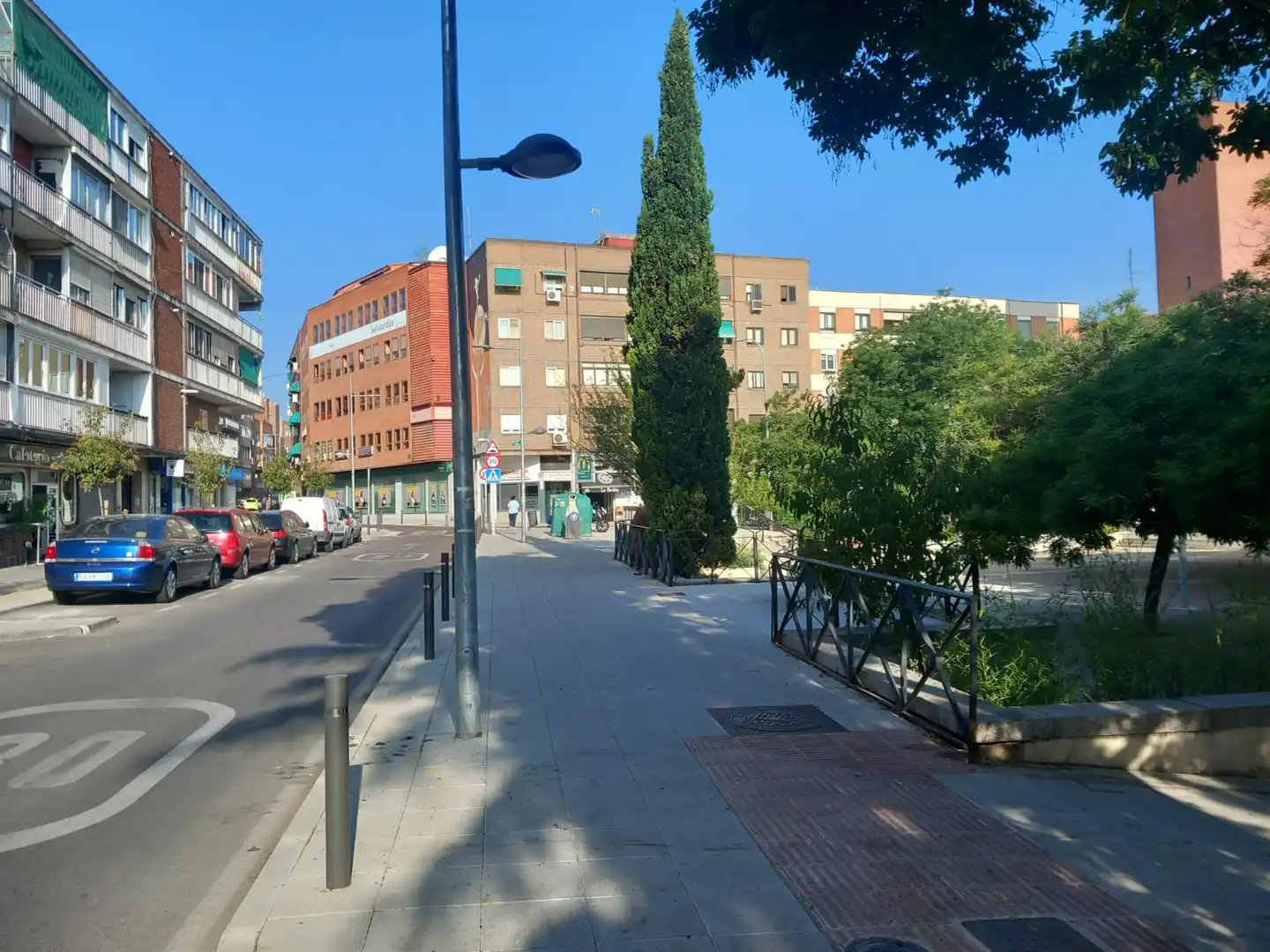 Vista exterior de Local en venta en Coslada con Aire acondicionado