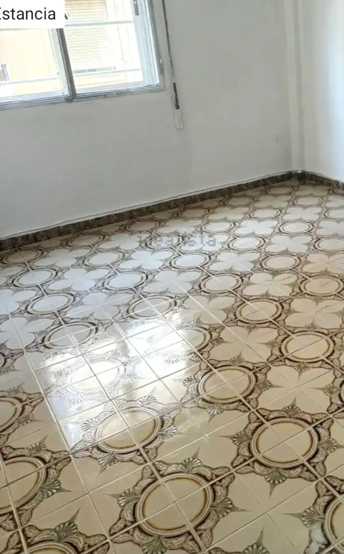 Flat for sale in Granada  with Balcony