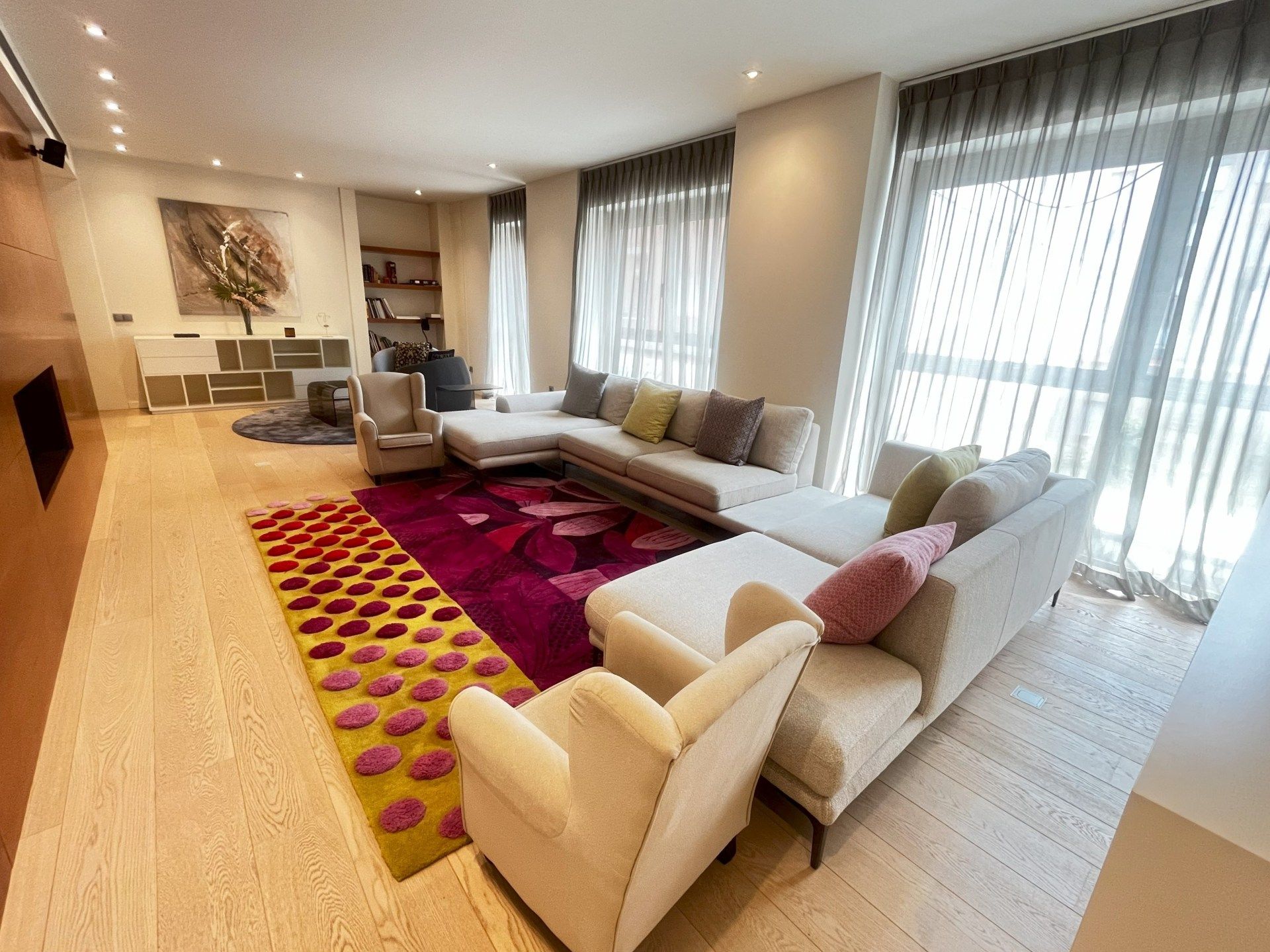 Sala d'estar de Pis en venda en Girona Capital amb Aire condicionat, Calefacció i Terrassa