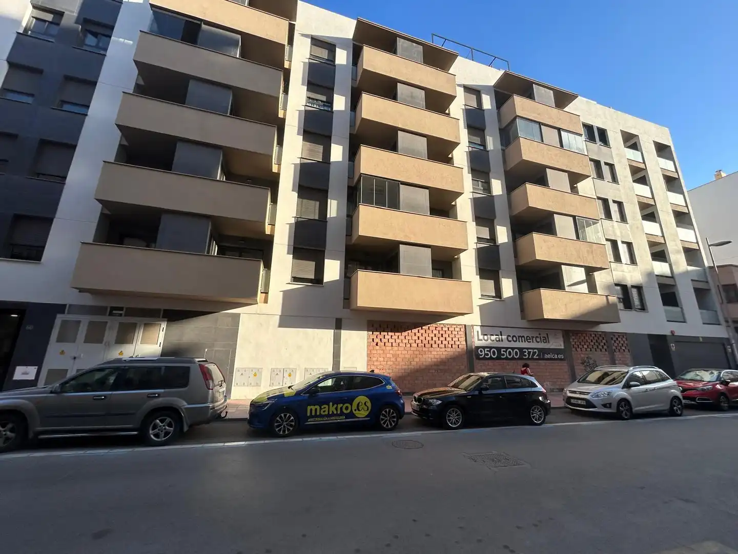 Vista exterior de Piso en venta en Almería con Aire acondicionado, Calefacción y Parquet