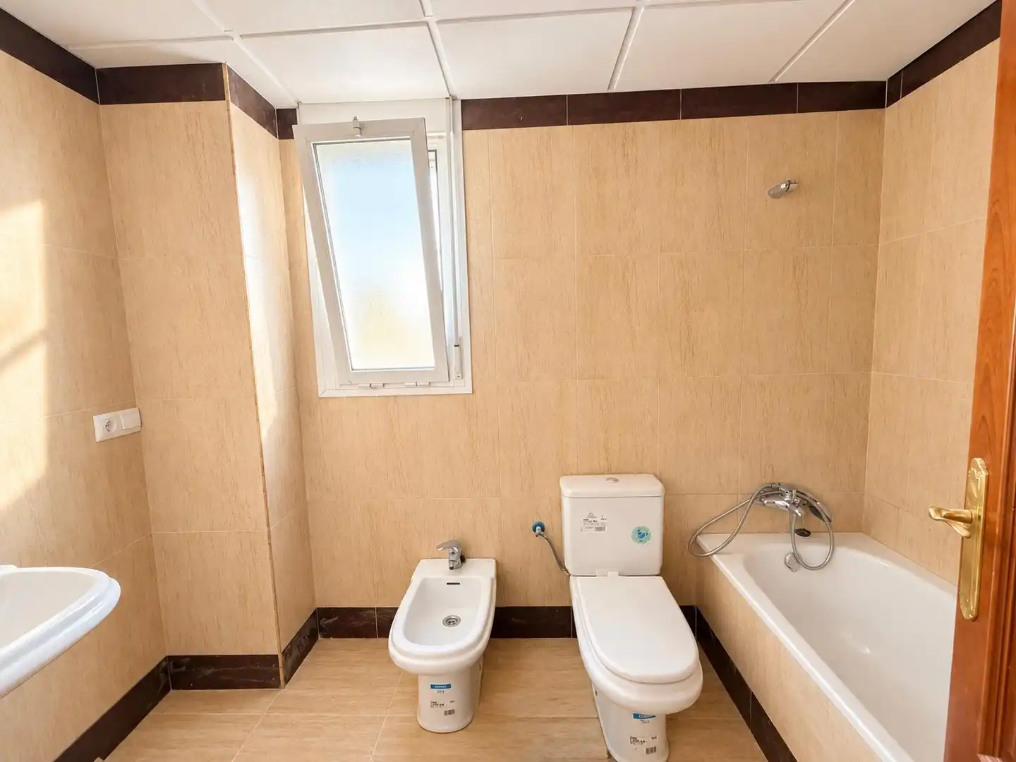 Bathroom of Flat for sale in Periana, Málaga