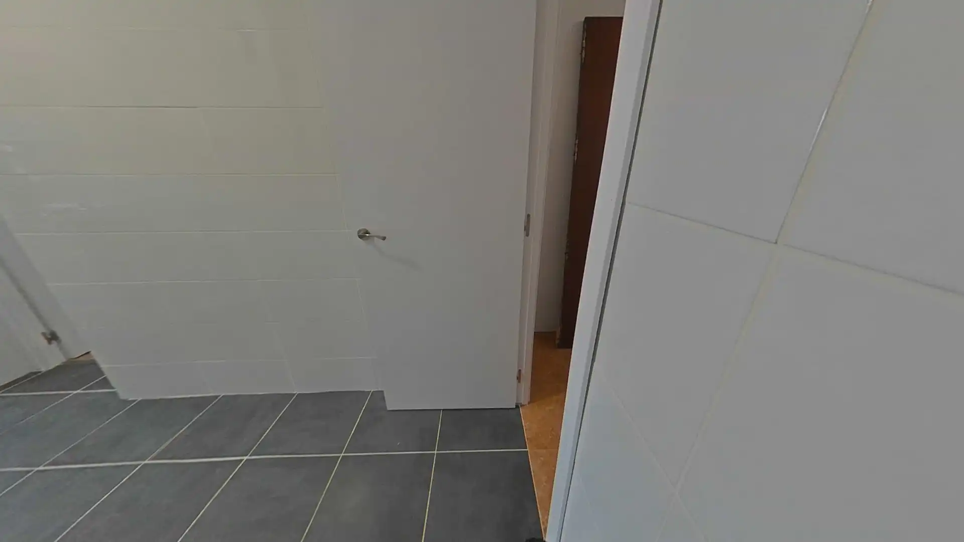 Bathroom of Flat for sale in Madrid