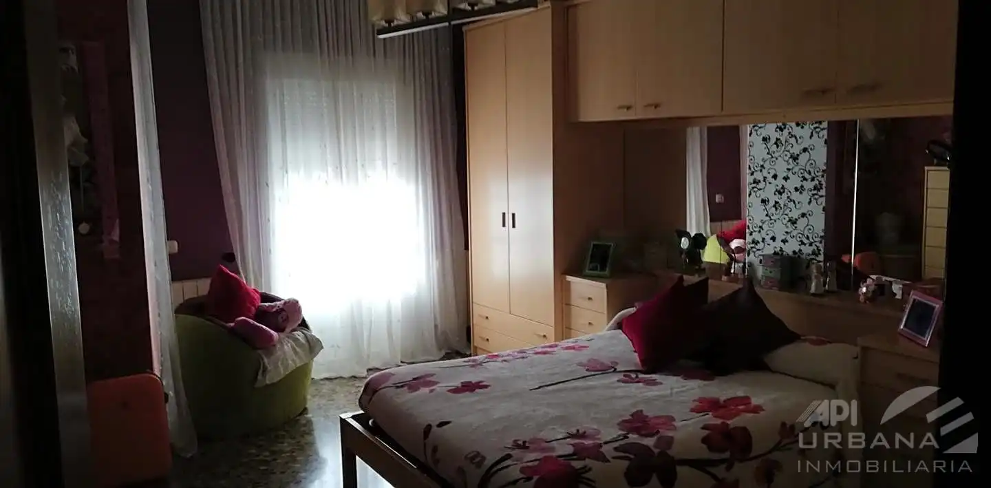 Bedroom of Houses for sale in Nueva Carteya  with Air Conditioner, Heating and Parquet flooring