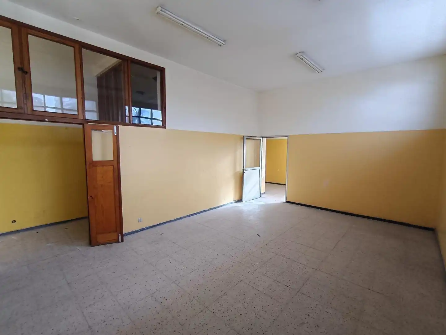 Local comercial en venda a Centro, imagen 2