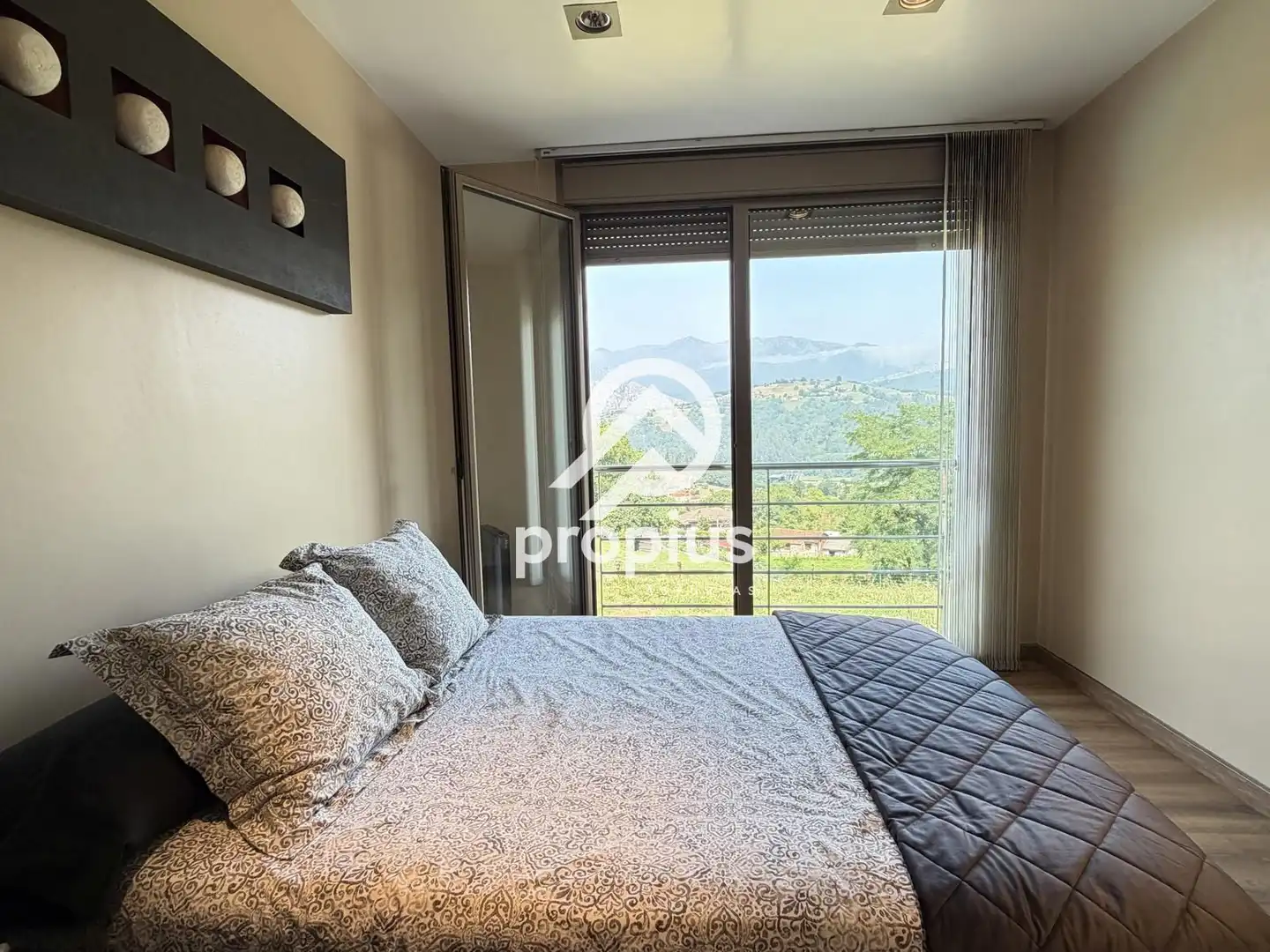Habitación de Casa o chalet en venta en Cangas de Onís con Calefacción, Terraza y Trastero
