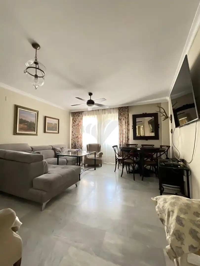 Wohnzimmer von Wohnung zum Verkauf in Linares mit Klimaanlage