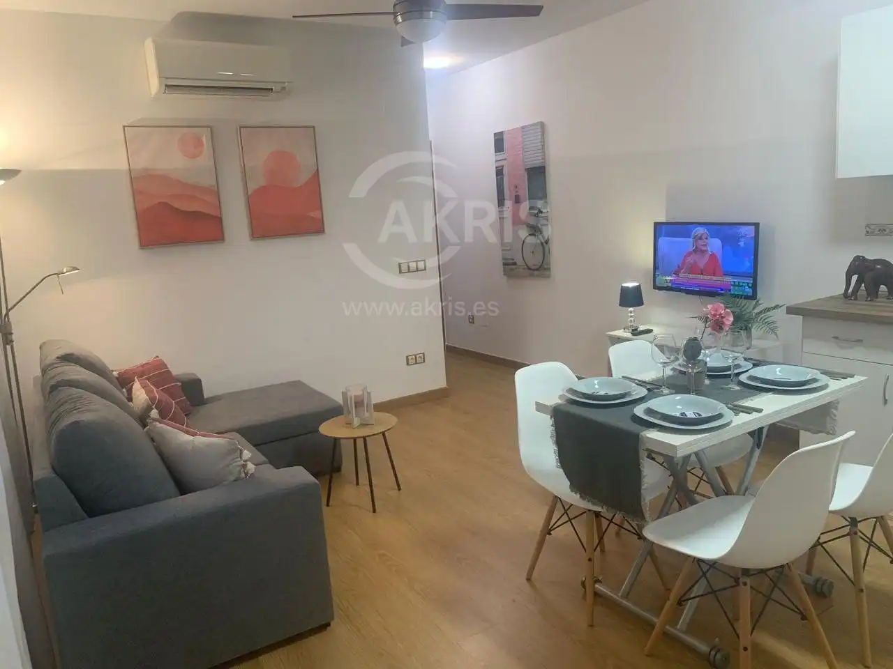 Living room of Flat for rent in Toledo  with Furnished