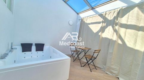 Espectacular ático totalmente reformado en el exclusivo complejo Marina Rey