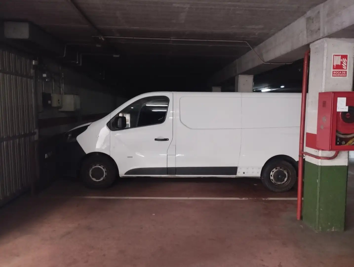 Parking of Garage for rent in Oviedo 