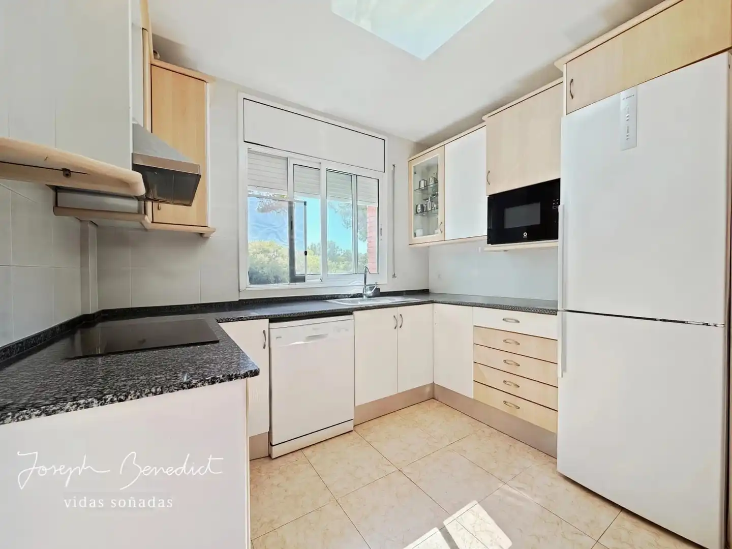 Kitchen of Houses for sale in Castelldefels  with Air Conditioner, Heating and Private garden
