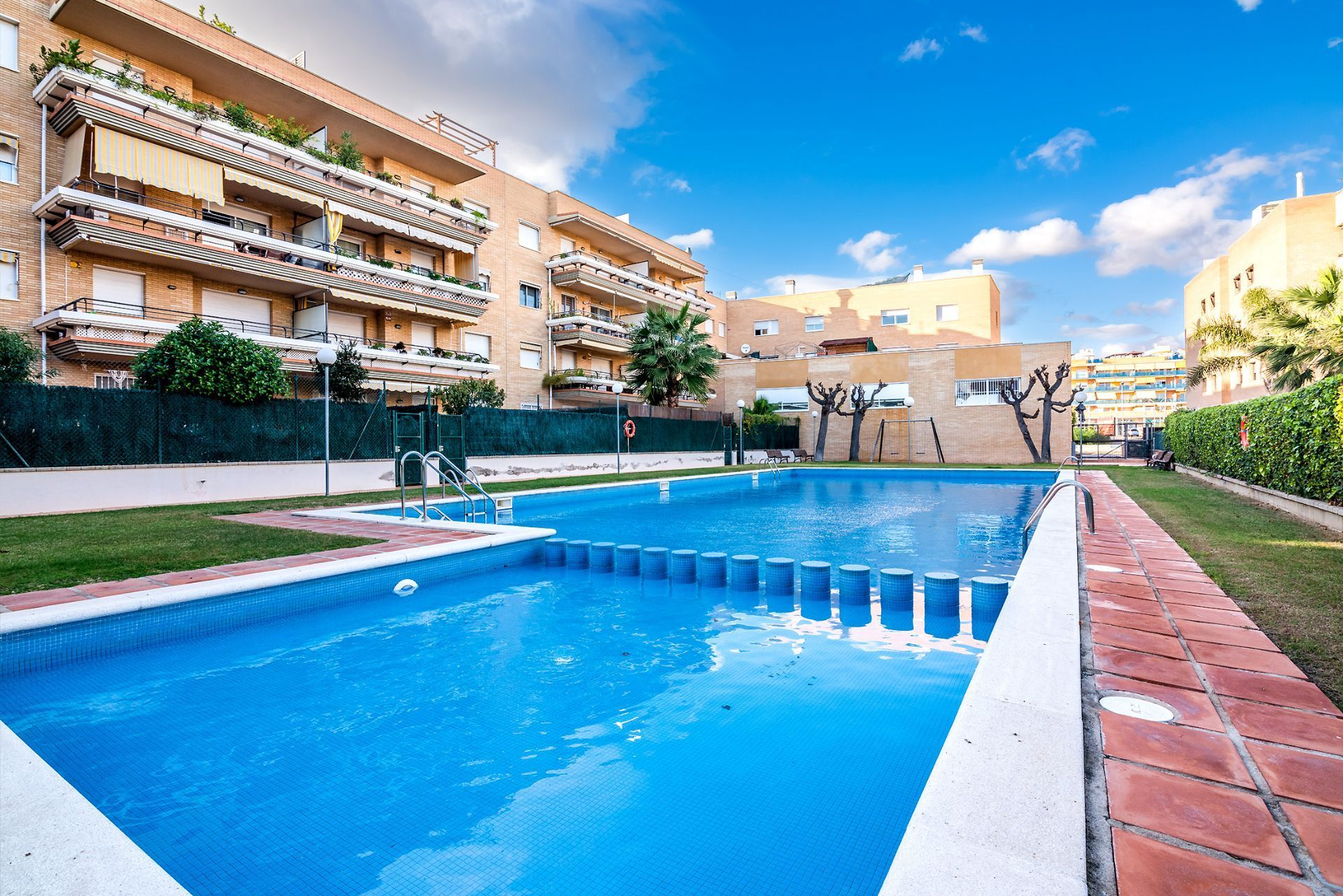 Swimming pool of Flat for sale in Cunit  with Air Conditioner, Heating and Terrace