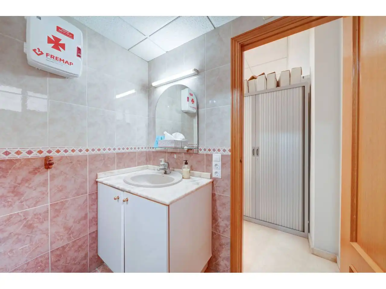 Baño de Oficina en venta en Valencia con Aire acondicionado y Calefacción