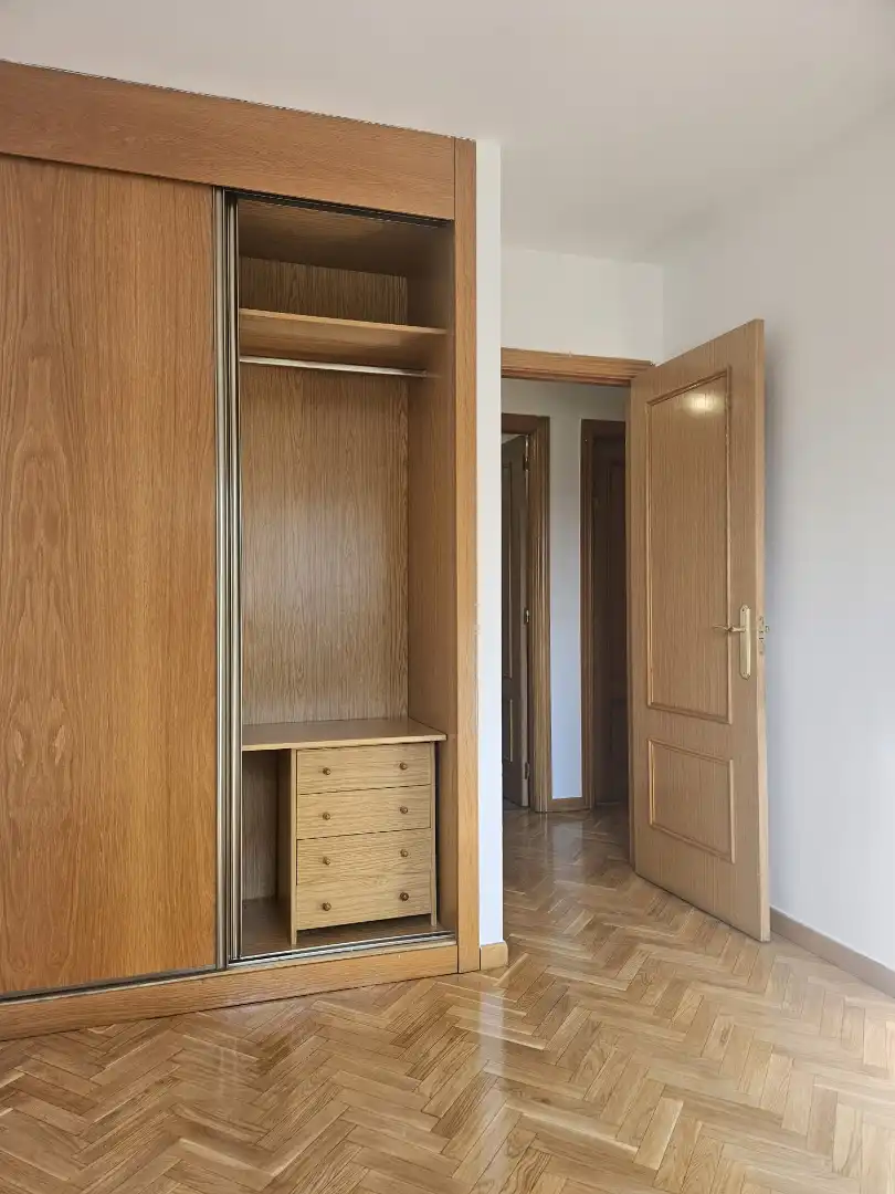 Habitación de Piso en venta en Alcalá de Henares con Calefacción, Parquet y Terraza