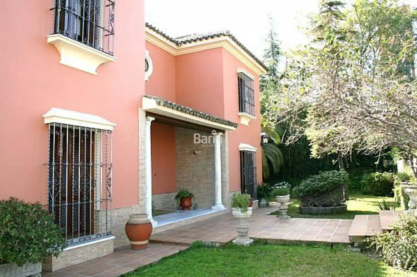 Jardí de Casa o xalet en venda en Camas amb Aire condicionat, Jardí privat i Moblat