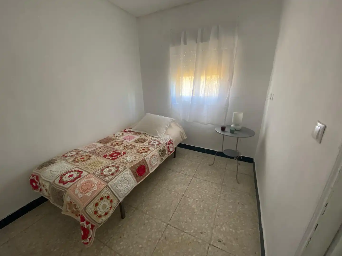 Habitación de Finca rústica en venta en Carranque con Jardín privado, Terraza y Amueblado