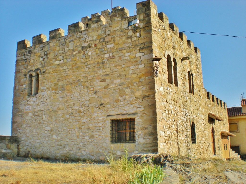 Vista exterior de Casa o xalet en venda en Alpuente amb Calefacció, Terrassa i Forn