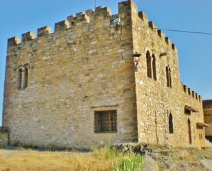 Vista exterior de Casa o xalet en venda en Alpuente amb Terrassa i Balcó