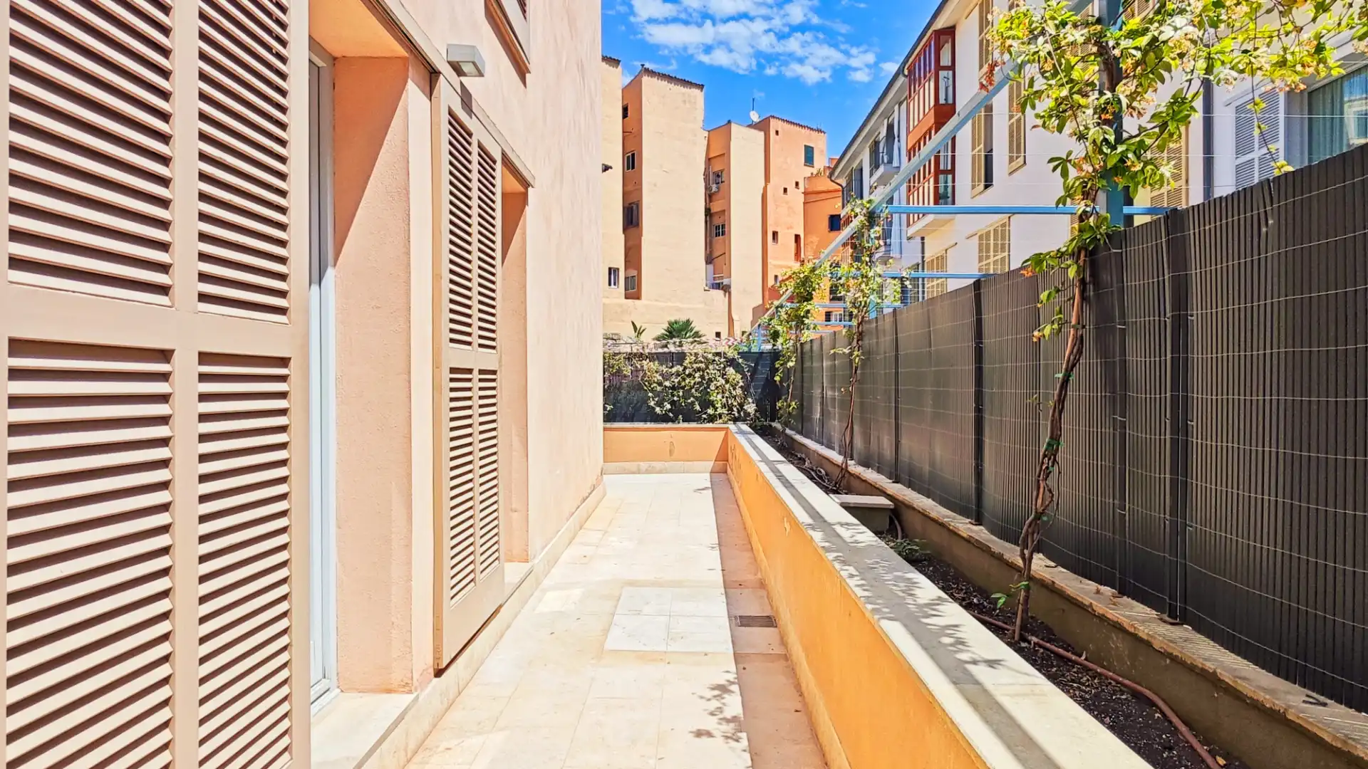 Terrasse von Erdgeschoss zur Miete in  Palma de Mallorca mit Klimaanlage, Heizung und Parkett