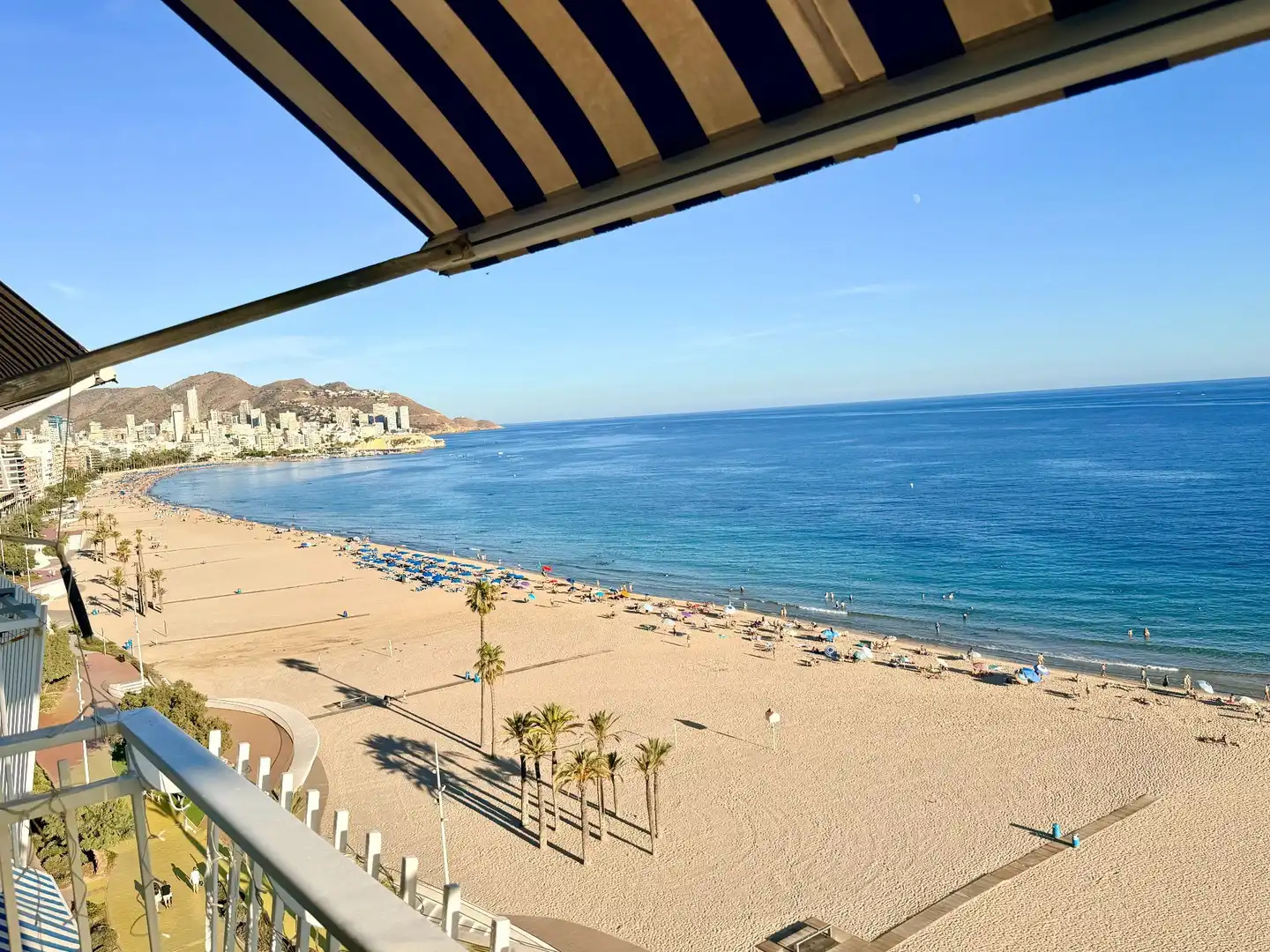 Apartment with lift for sale in Armada española