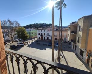 Vista exterior de Dúplex en venda en Potries amb Terrassa